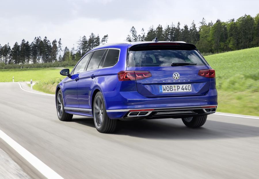  Volkswagen Passat R-Line Variant (B8) 2019 года  (WW) (фото 31 из 49)